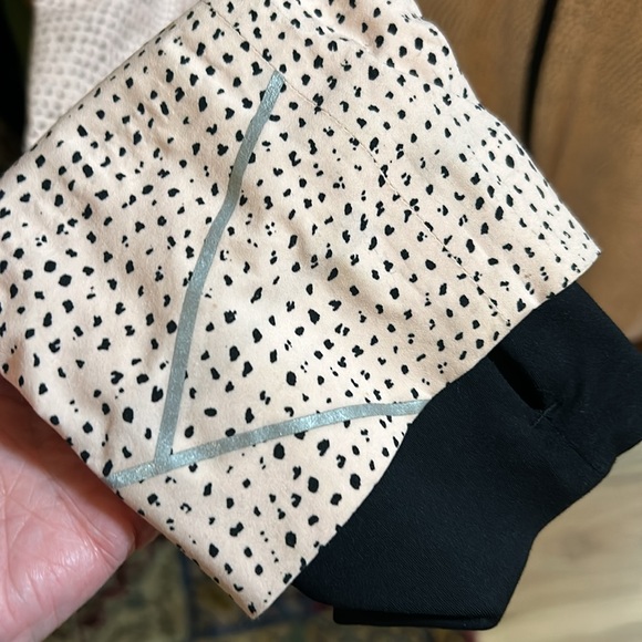 Lululemon jacket - Picture 8 of 10